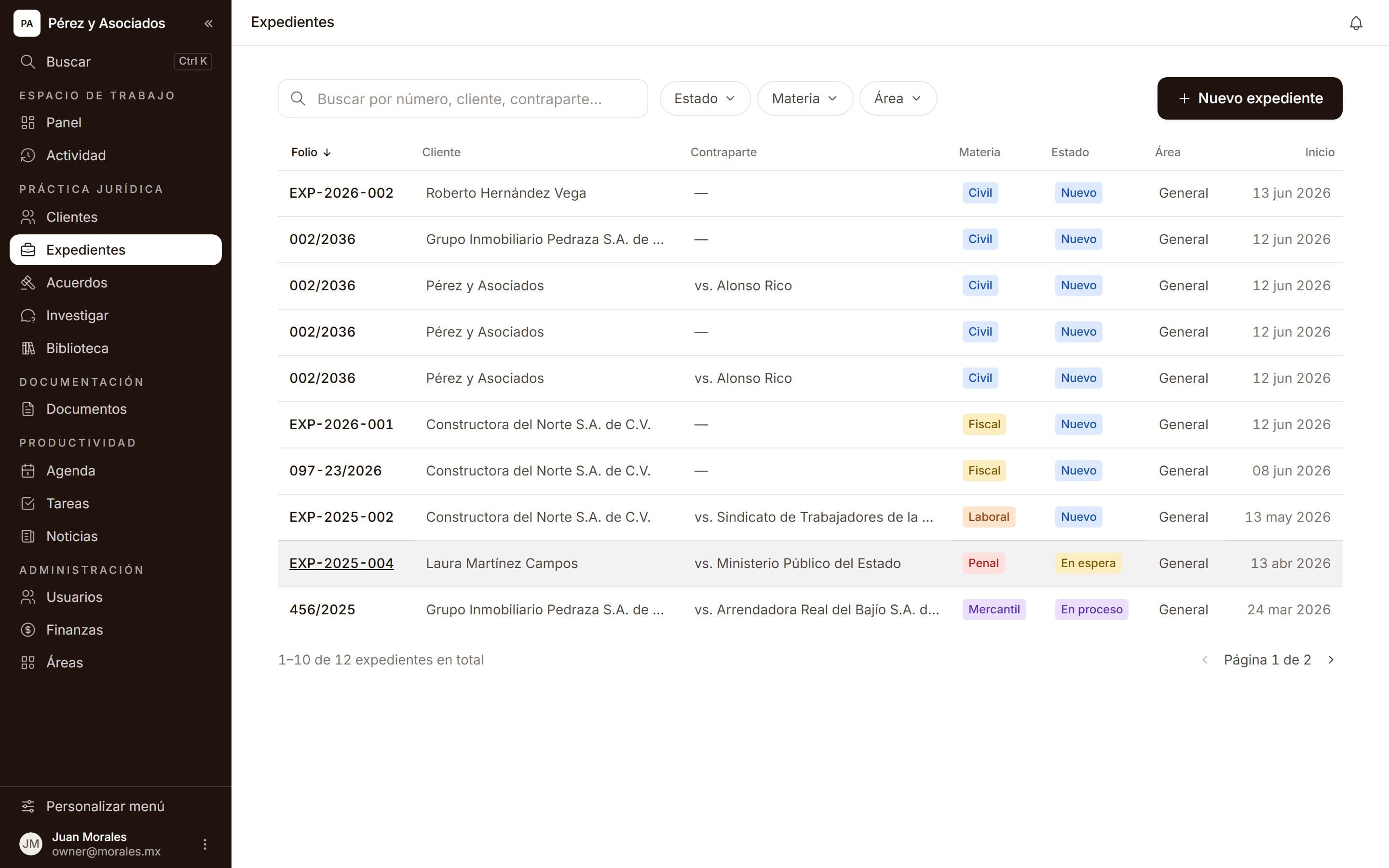 Lista de expedientes con número, cliente, rama, estado, tareas y fecha de inicio